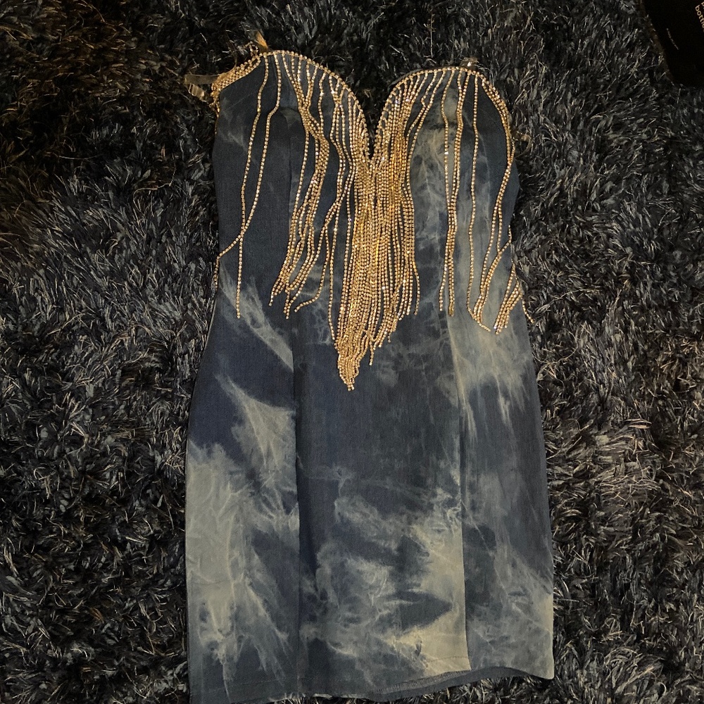 Jean dress with diamond shingles